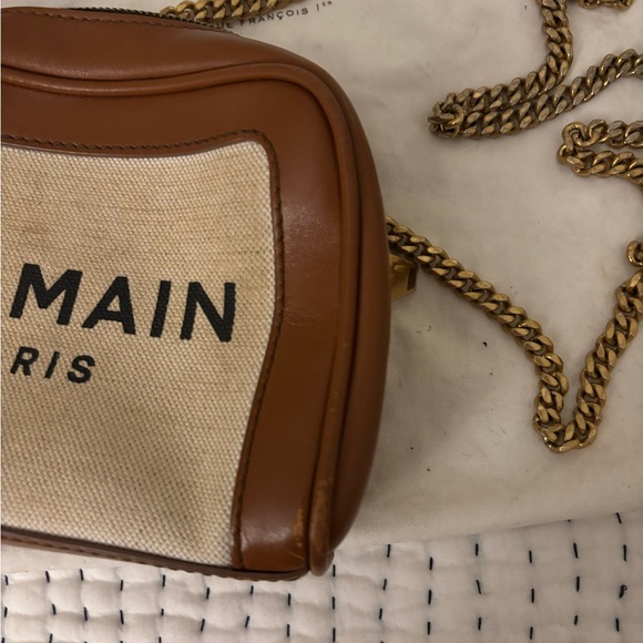 Balmain B-Army 18 Logo Crossbody Bag with Gold chain - Picture 2 of 12